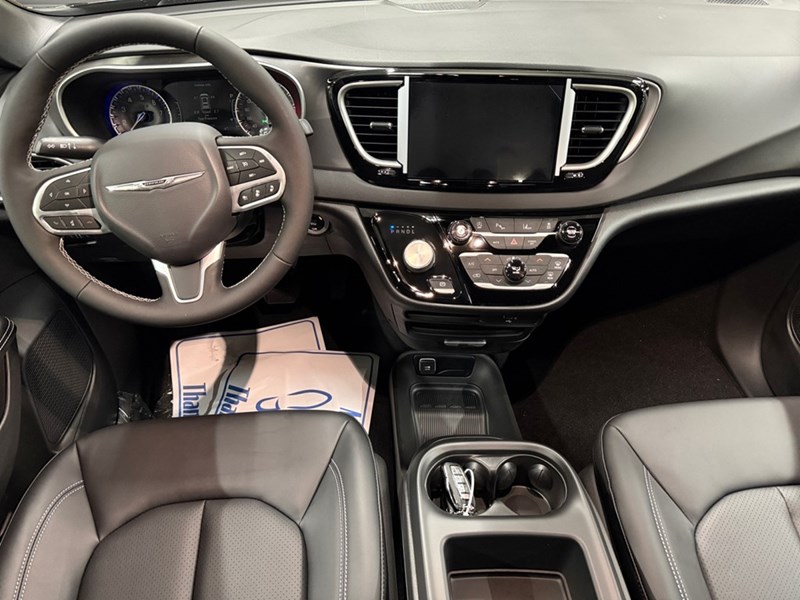 2026 Chrysler Grand Caravan SXT 2WD