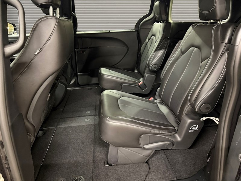 2026 Chrysler Grand Caravan SXT 2WD