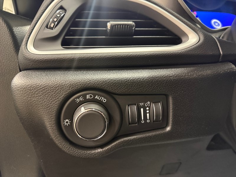 2026 Chrysler Grand Caravan SXT 2WD