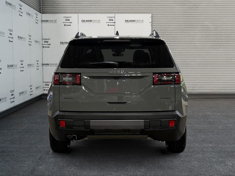 2026 Jeep Cherokee Laredo 4x4 Hybrid