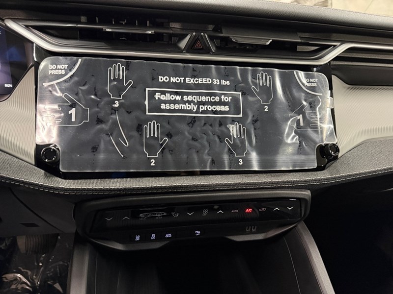 2026 Jeep Cherokee Laredo 4x4 Hybrid