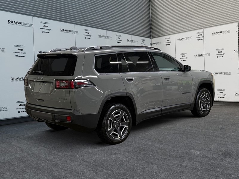2026 Jeep Cherokee Laredo 4x4 Hybrid