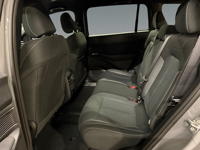 2026 Jeep Cherokee Laredo 4x4 Hybrid