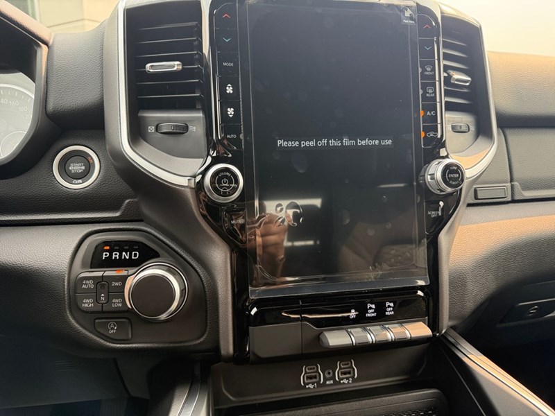 2025 RAM 1500 Big Horn 4x4 Crew Cab 5'7" Box