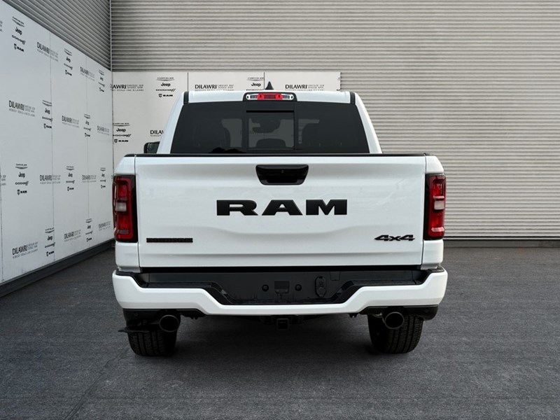 2025 RAM 1500 Big Horn 4x4 Crew Cab 5'7" Box