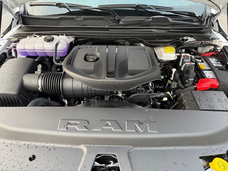 2025 RAM 1500 Big Horn 4x4 Crew Cab 5'7" Box