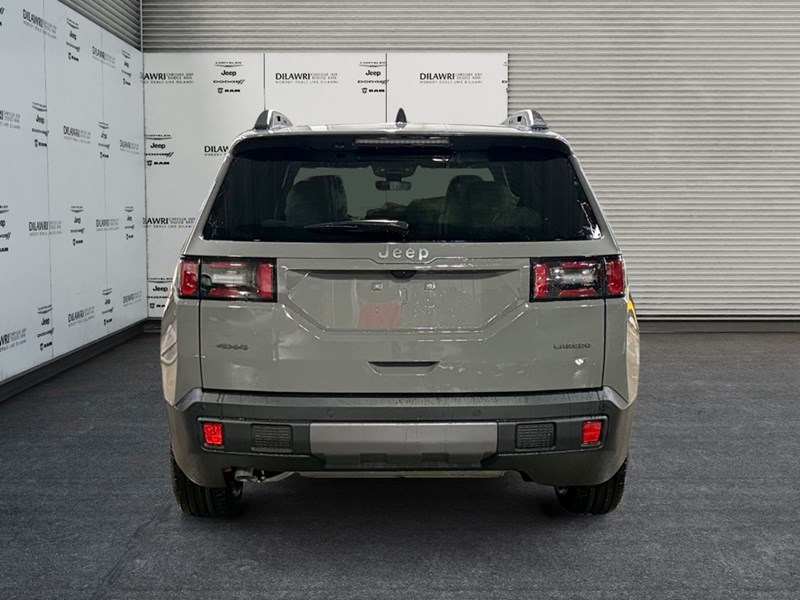 2026 Jeep Cherokee Laredo 4x4
