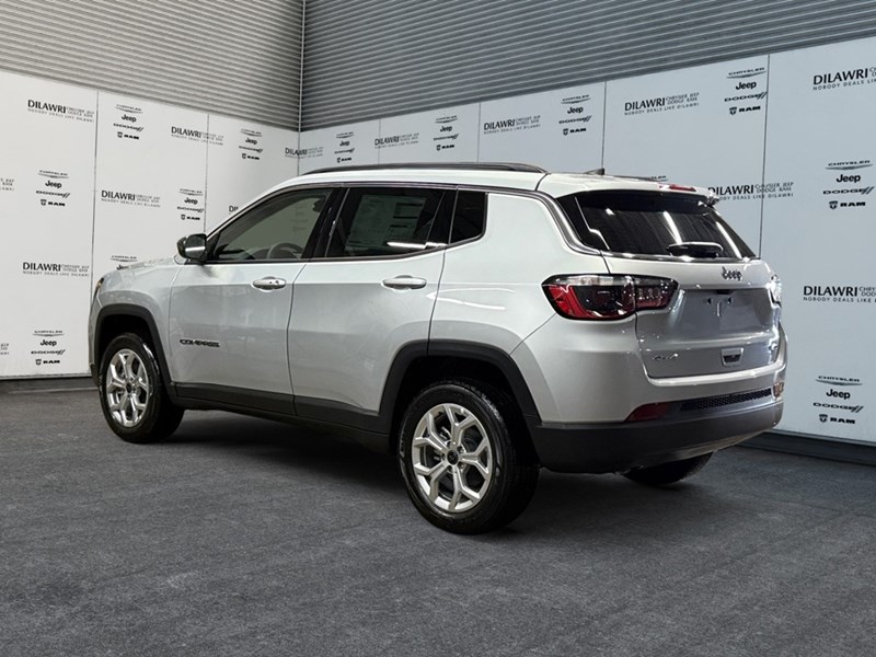 2025 Jeep Compass North 4x4