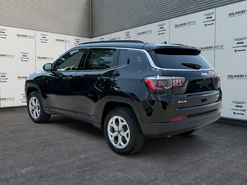 2025 Jeep Compass North 4x4