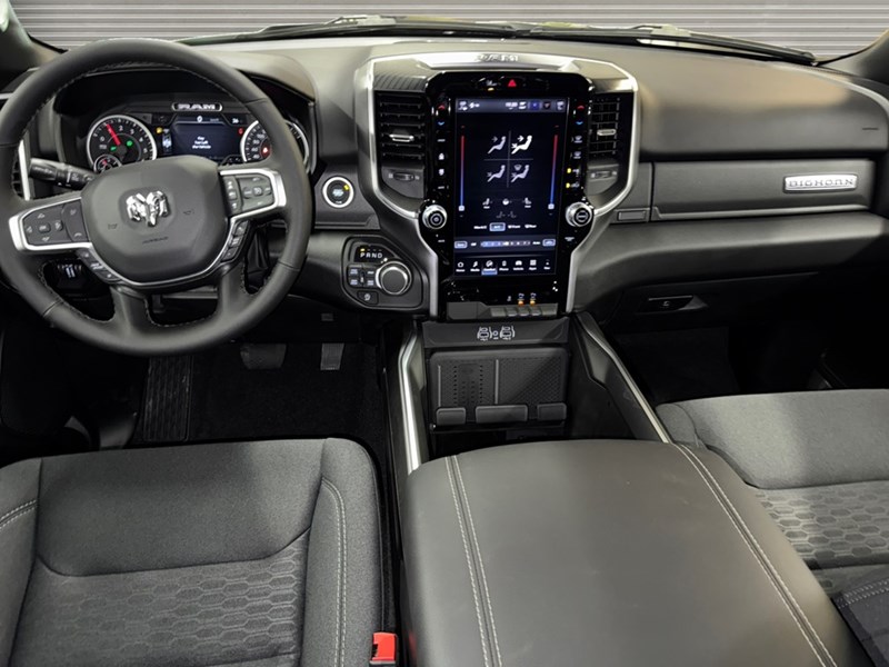 2025 RAM 1500 Big Horn 4x4 Crew Cab 5'7" Box