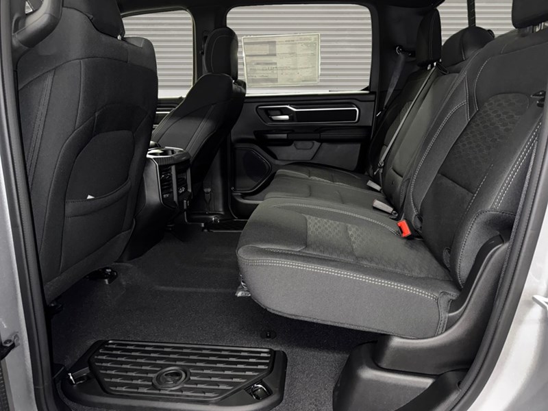 2025 RAM 1500 Big Horn 4x4 Crew Cab 5'7" Box