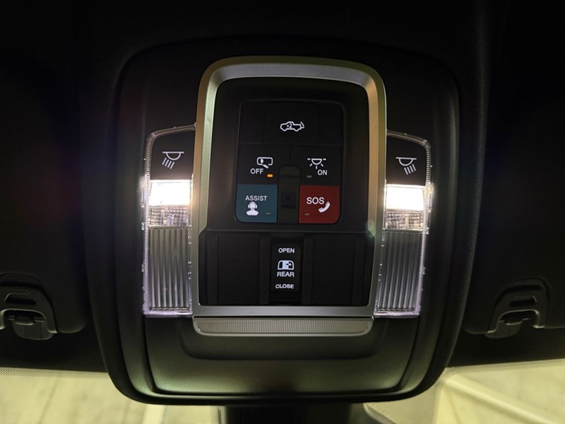 2025 RAM 1500 Big Horn 4x4 Crew Cab 5'7" Box