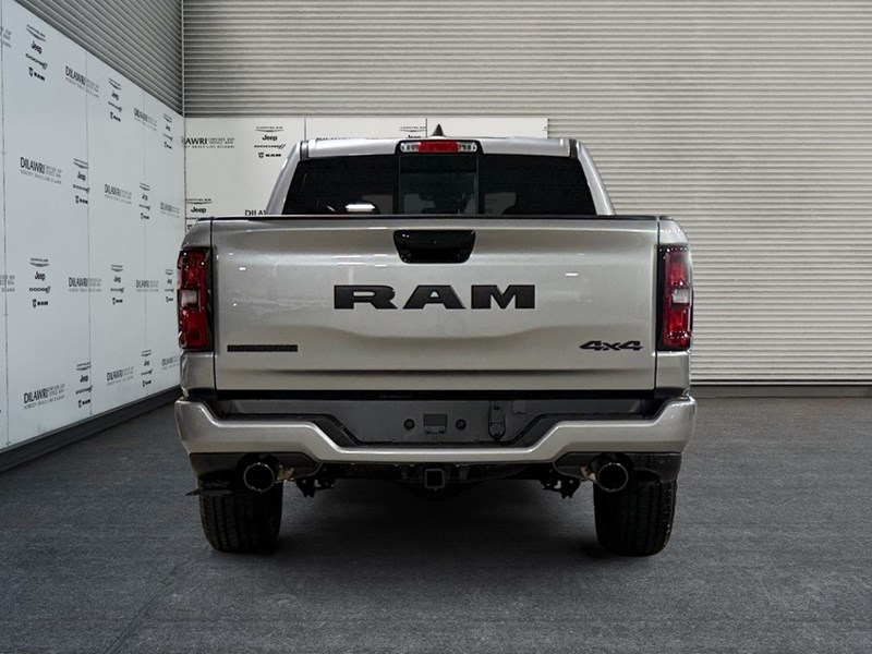 2025 RAM 1500 Big Horn 4x4 Crew Cab 5'7" Box
