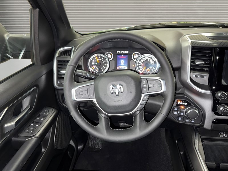 2025 RAM 1500 Big Horn 4x4 Crew Cab 5'7" Box