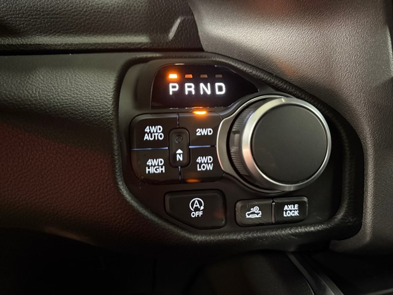 2025 RAM 1500 Big Horn 4x4 Crew Cab 5'7" Box