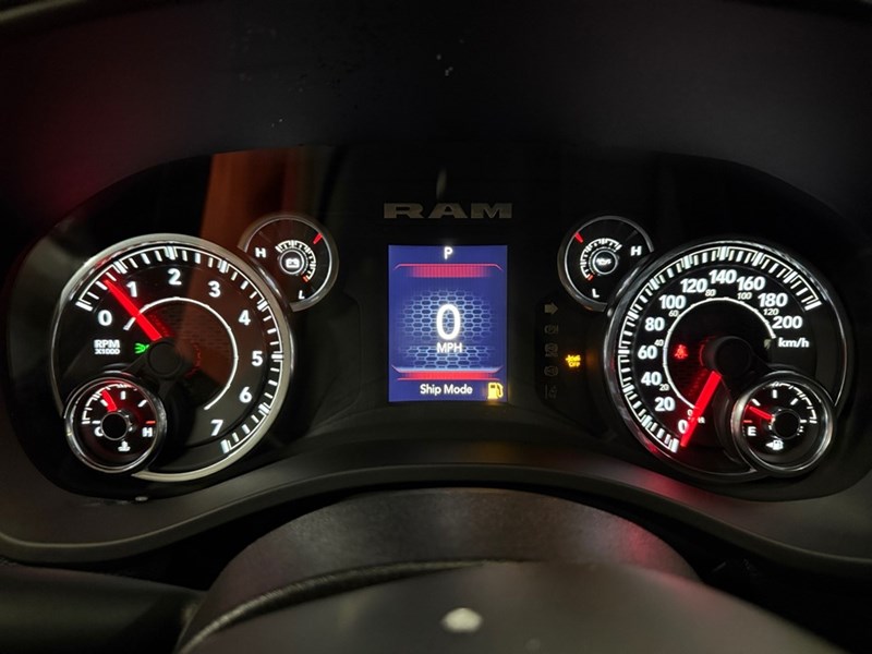 2025 RAM 1500 Big Horn 4x4 Crew Cab 5'7" Box