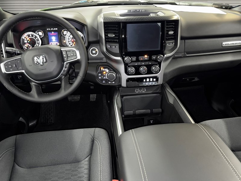 2025 RAM 1500 Big Horn 4x4 Crew Cab 5'7" Box