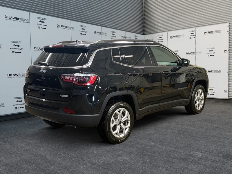 2025 Jeep Compass North 4x4