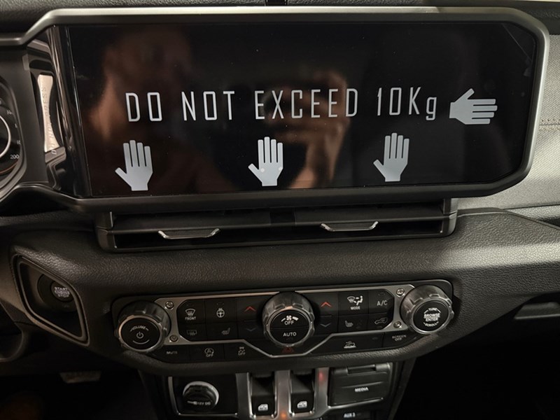 2025 Jeep Wrangler Willys 2 Door 4x4