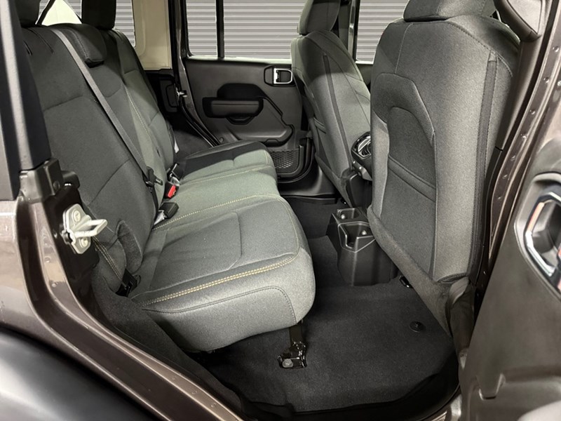 2025 Jeep Wrangler Willys 4 Door 4x4