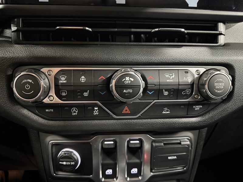 2025 Jeep Wrangler Willys 2 Door 4x4