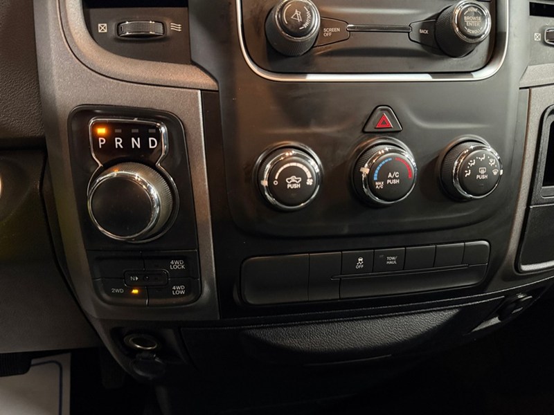 2018 RAM 1500 Express 4x4 Quad Cab 6'4" Box *Ltd Avail*