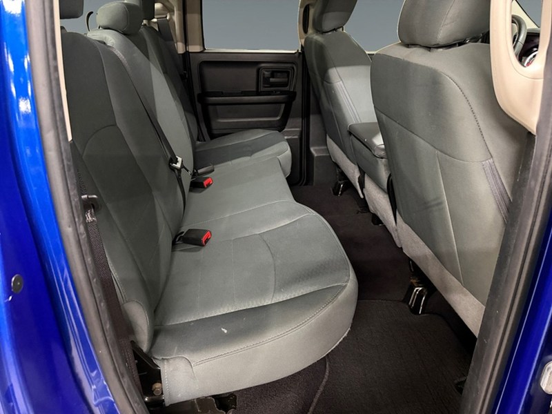 2018 RAM 1500 Express 4x4 Quad Cab 6'4" Box *Ltd Avail*