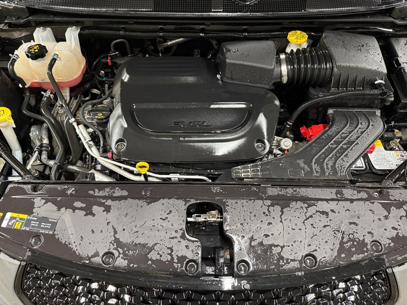 2025 Chrysler Pacifica Limited FWD