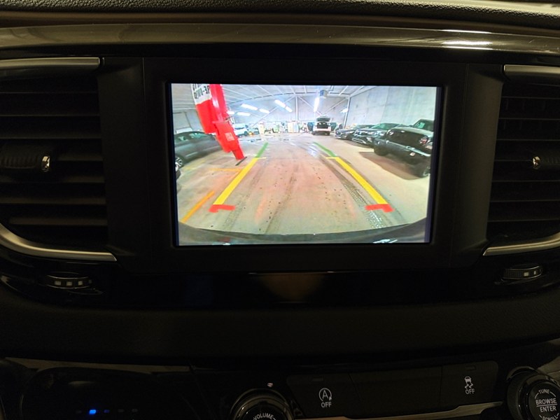 2023 Chrysler Grand Caravan SXT 2WD