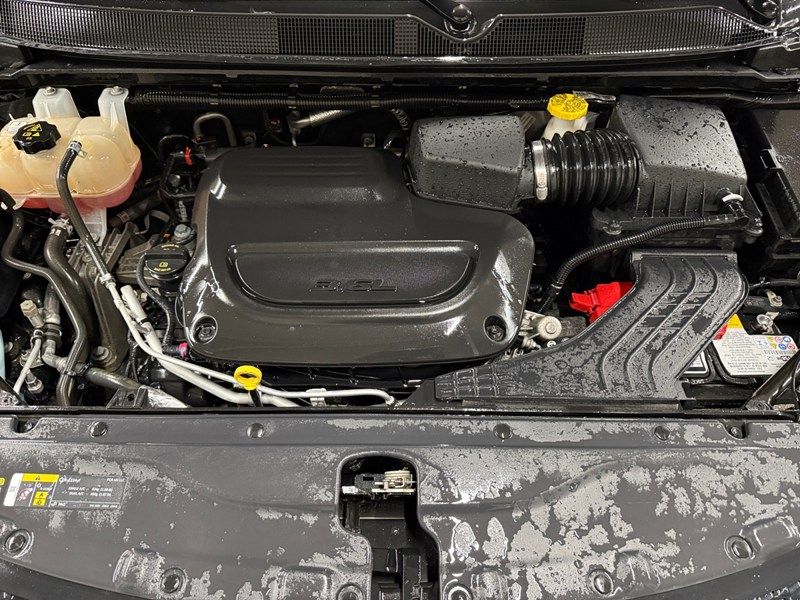 2023 Chrysler Grand Caravan SXT 2WD