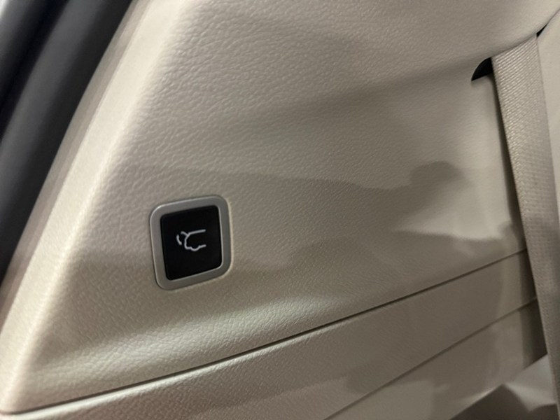 2023 Chrysler Grand Caravan SXT 2WD
