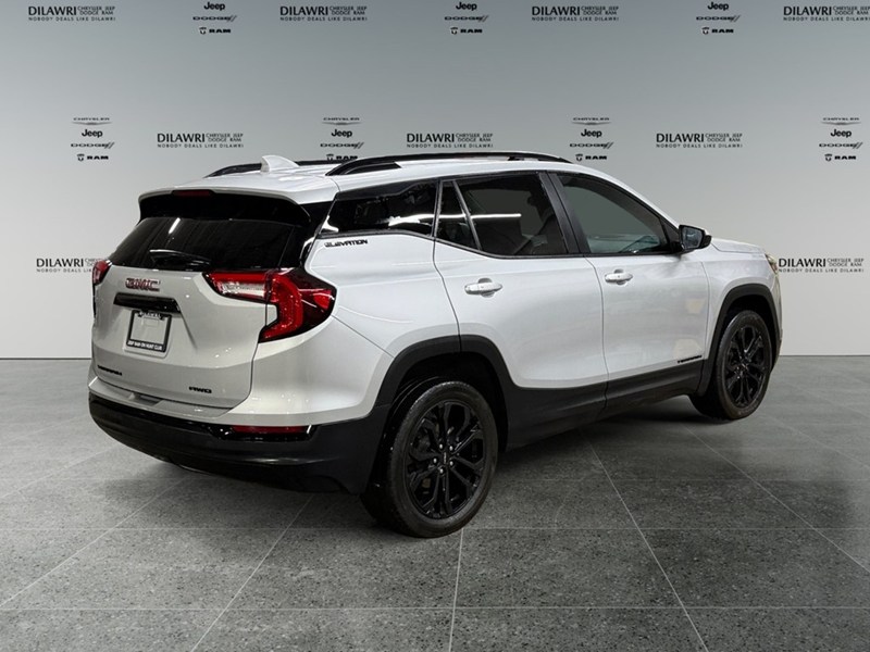 2022 GMC Terrain AWD 4dr SLE