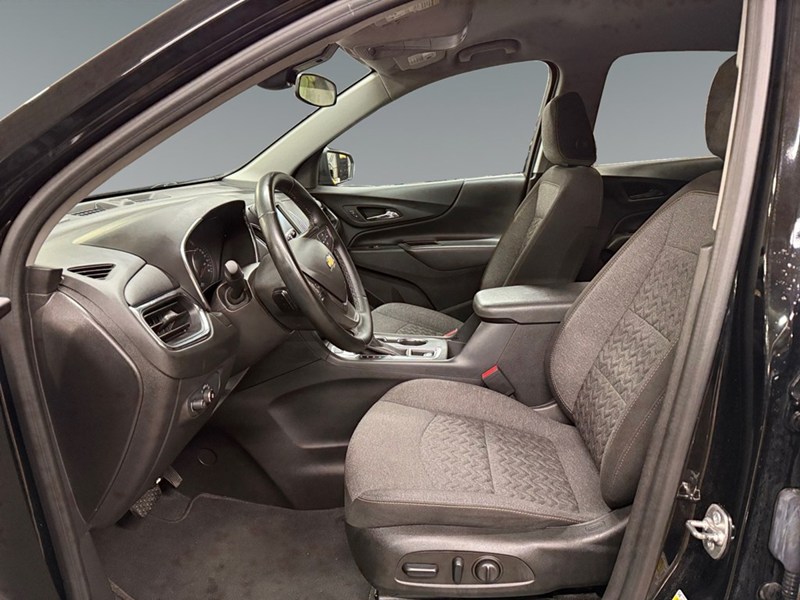 2024 Chevrolet Equinox AWD 4dr LT