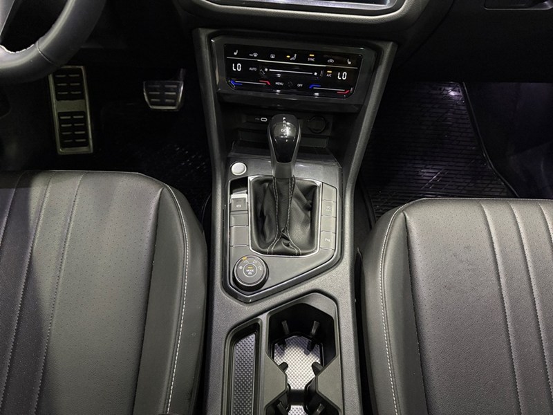 2023 Volkswagen Tiguan Comfortline R-Line Black Edition 4MOTION