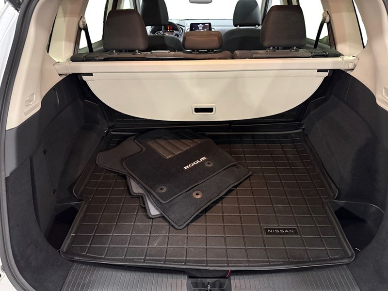 2024 Nissan Rogue AWD SV Moonroof