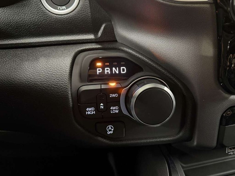 2026 RAM 1500 Black Express Edition 4x4 Quad Cab