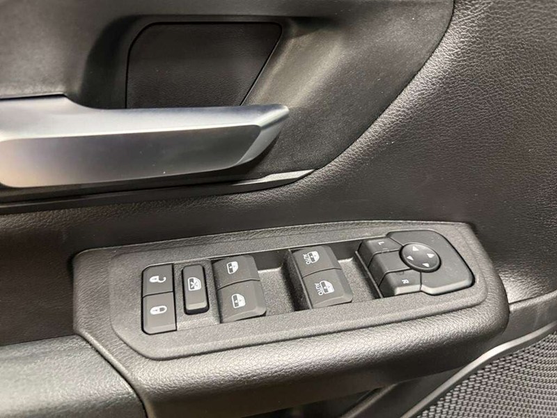 2026 RAM 1500 Black Express Edition 4x4 Quad Cab