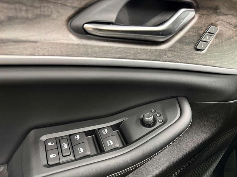 2026 Jeep Grand Cherokee L Limited 4x4