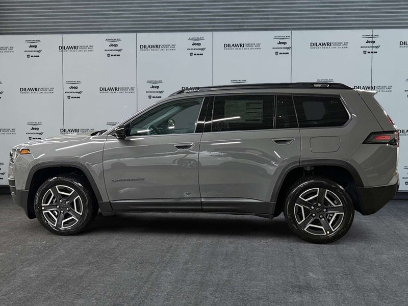 2026 Jeep Cherokee Laredo 4x4 Hybrid