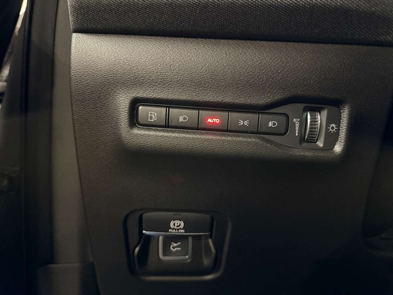 2026 Jeep Cherokee Laredo 4x4 Hybrid