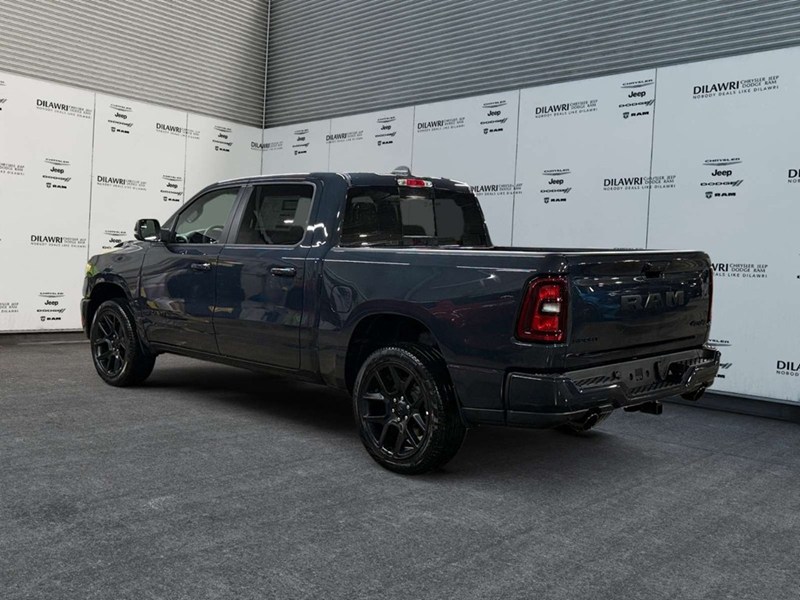 2026 RAM 1500 Sport 4x4 Crew Cab 5'7" Box