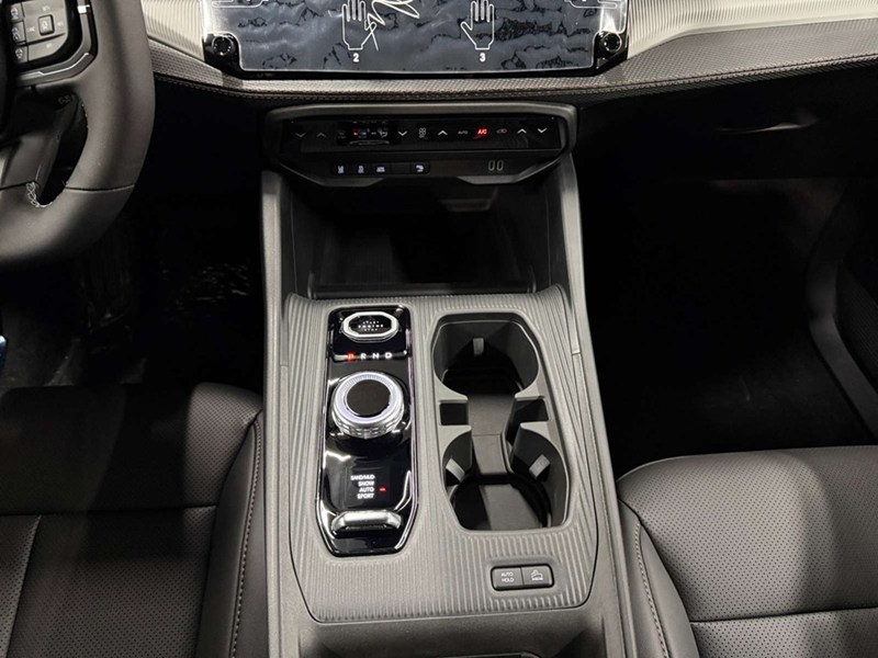 2026 Jeep Cherokee Limited 4x4 Hybrid