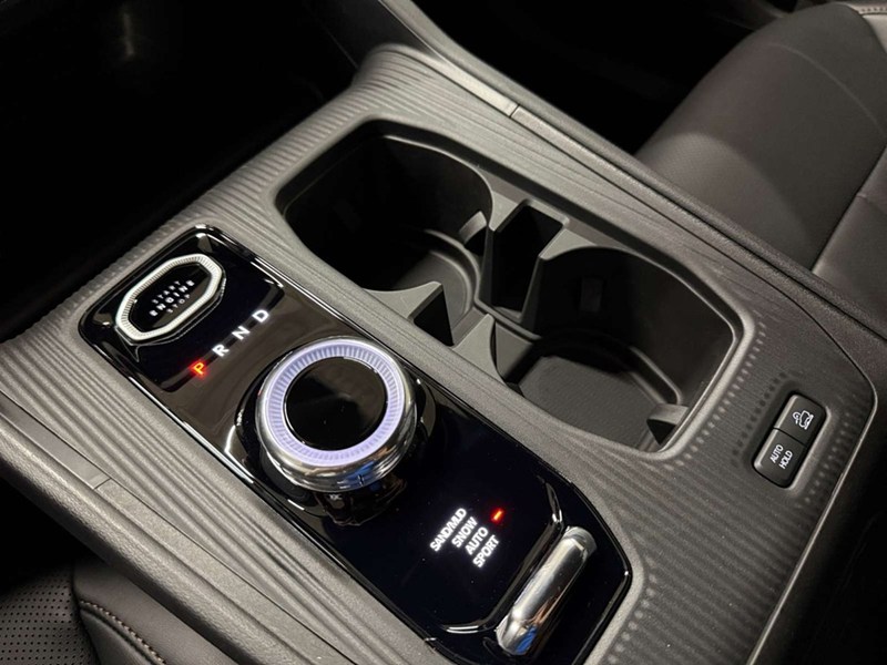 2026 Jeep Cherokee Limited 4x4 Hybrid