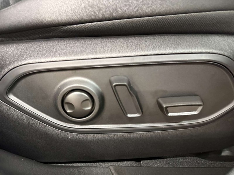 2026 Jeep Cherokee Limited 4x4 Hybrid