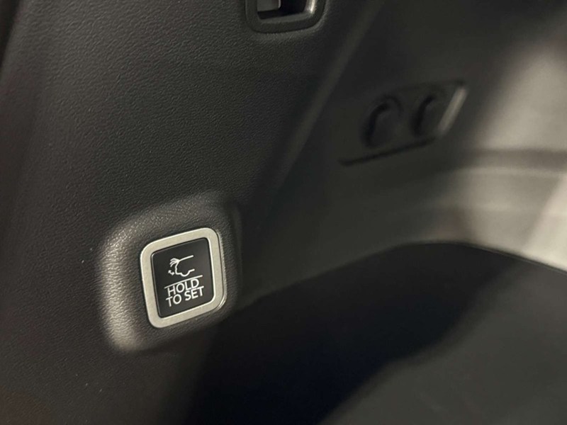 2026 Jeep Cherokee Limited 4x4 Hybrid