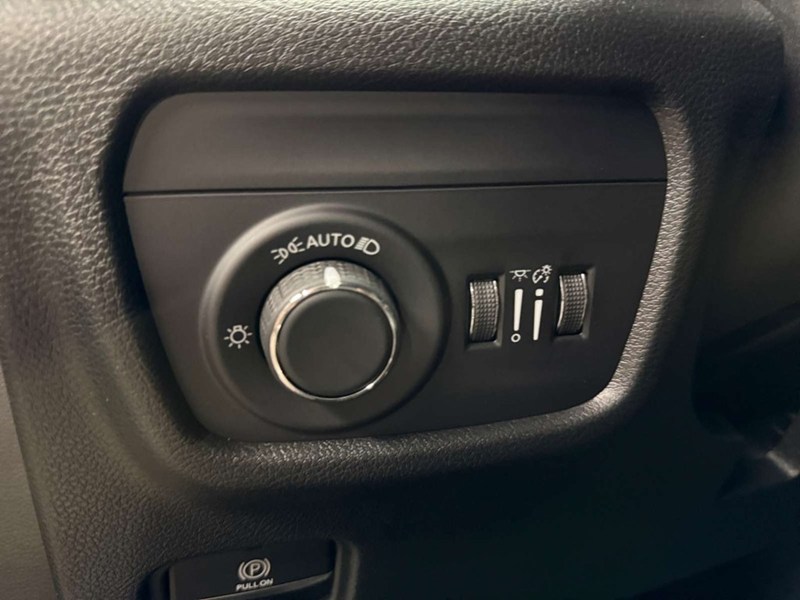 2026 Jeep Grand Cherokee L Altitude 4x4