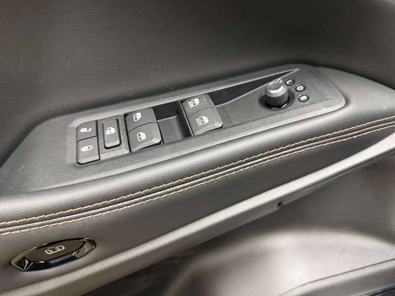 2026 Jeep Cherokee Limited 4x4 Hybrid