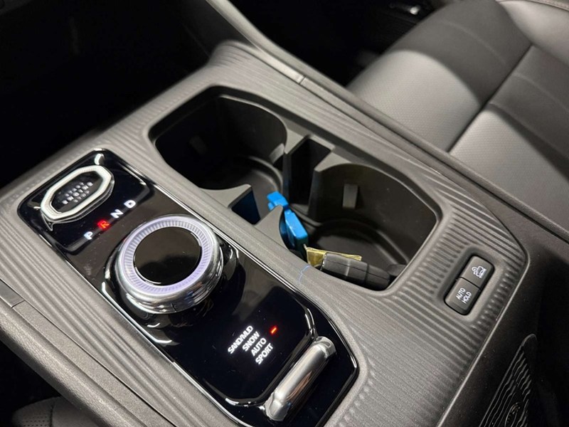 2026 Jeep Cherokee Limited 4x4 Hybrid