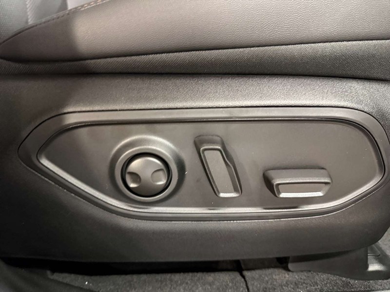2026 Jeep Cherokee Limited 4x4 Hybrid