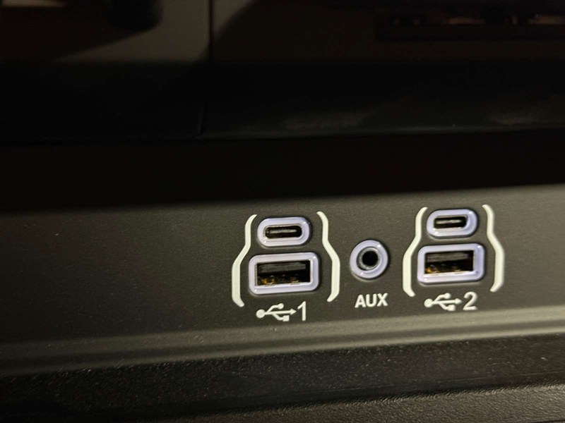 2026 RAM 1500 Black Express 4x4 Crew Cab 5'7" Box